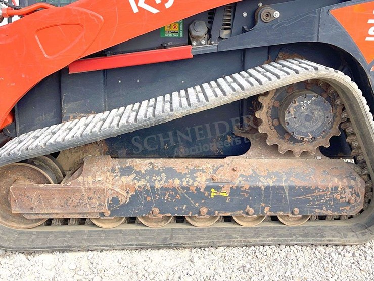 2021-kubota-svl97-2-image-37