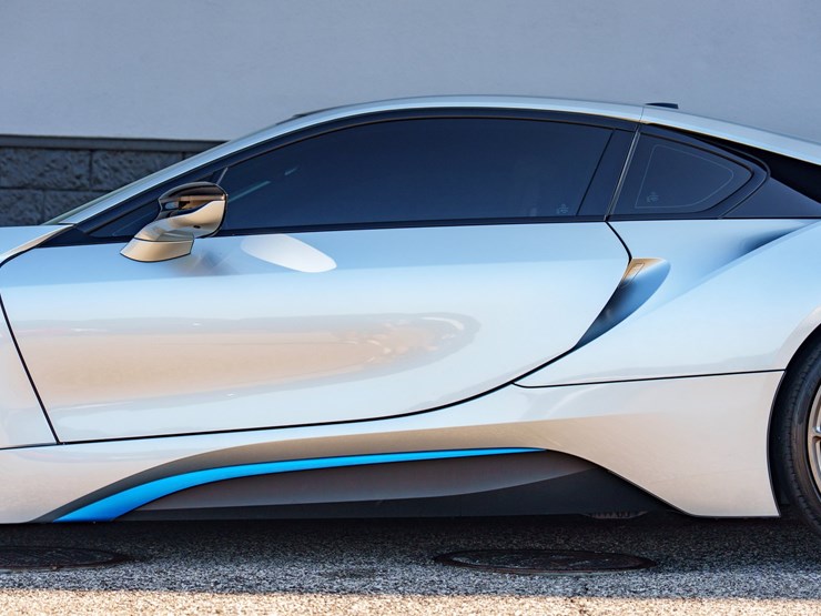 #1064-•-2015-bmw-i-8-image-17