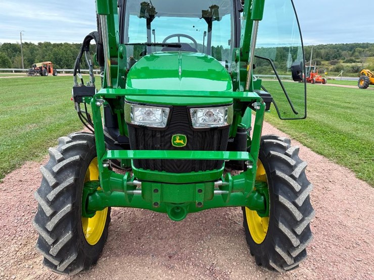 john-deere-5075e-image-35