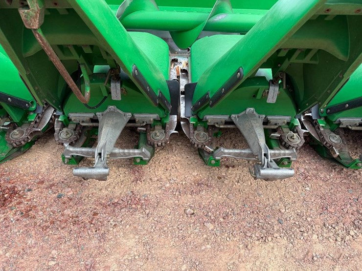 john-deere-608c-stalkmaster-image-26