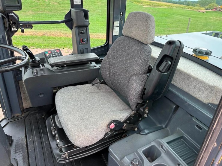 deere-644k-image-53