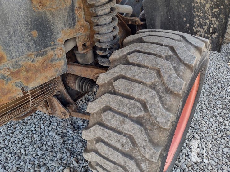 2021-bobcat-toolcat-5600-image-31