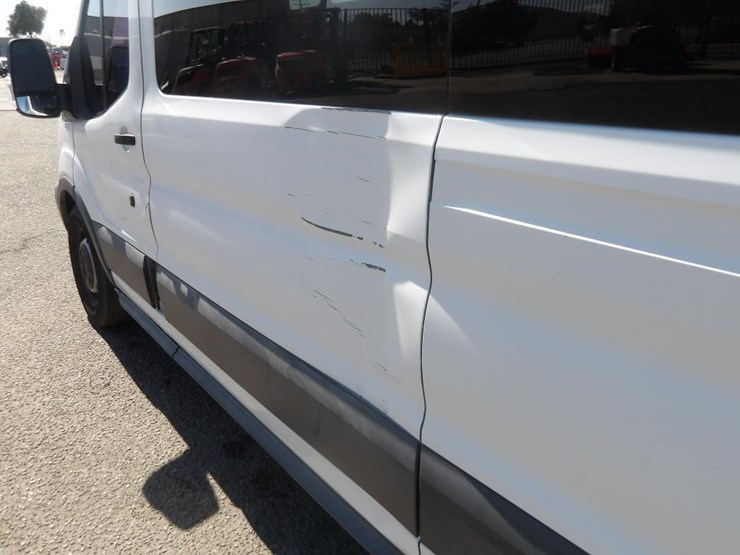 2017-ford-transit-image-7