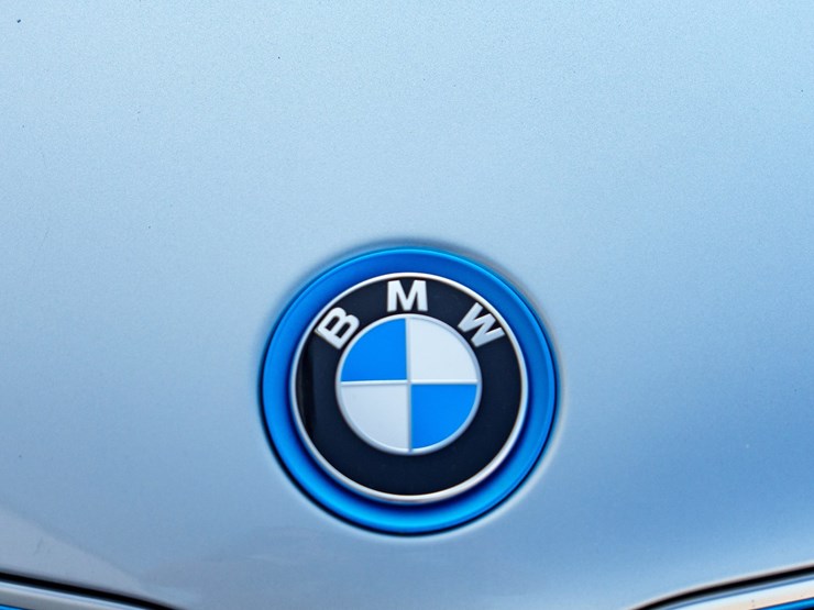 #1064-•-2015-bmw-i-8-image-11