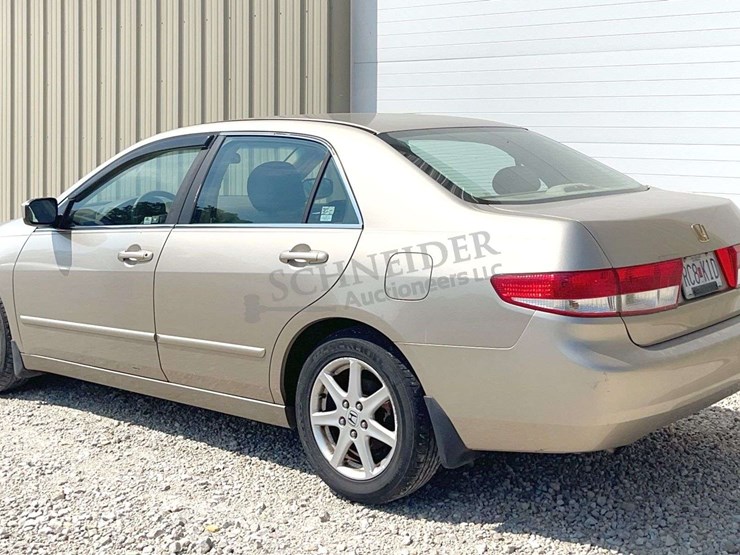 2003-honda-accord-sedan---100%-donation-to-the-jack-charles-schneider-foundation-supporting-the-ffa-image-6