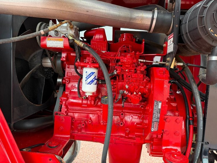 new-holland-hw305-image-42