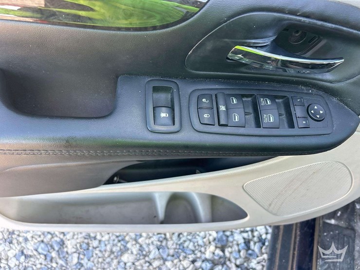 2013-ram-c/v-tradesman-image-12