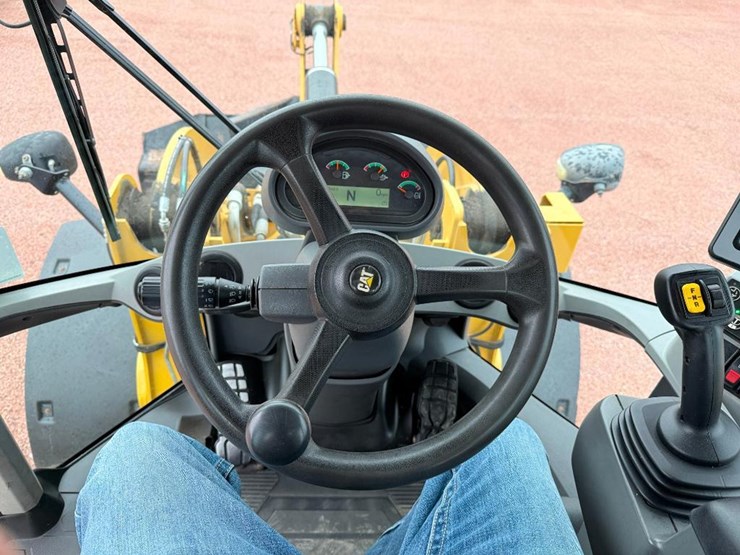 caterpillar-926m-image-67