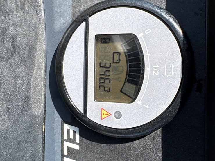 john-deere-gator-image-2