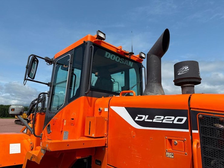 doosan-dl220-5-image-17