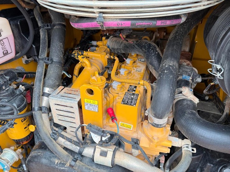 caterpillar-279d3-image-30