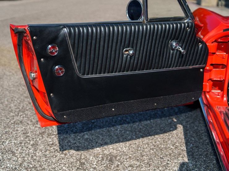 #1032-•-1964-chevrolet-corvette-convertible-image-69