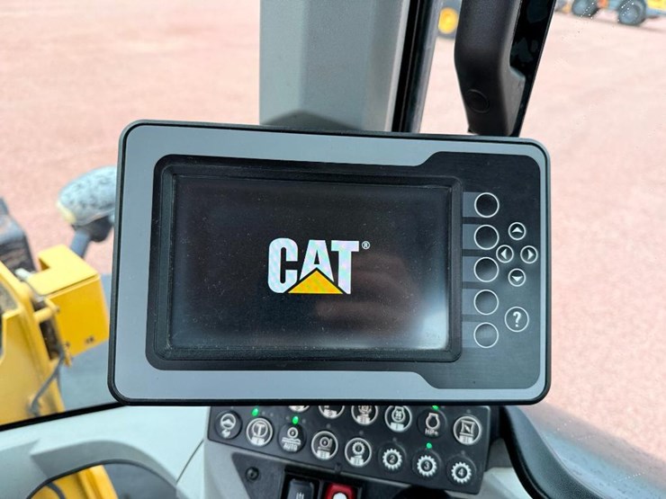 caterpillar-926m-image-65