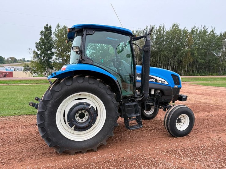 new-holland-ts130a-image-4