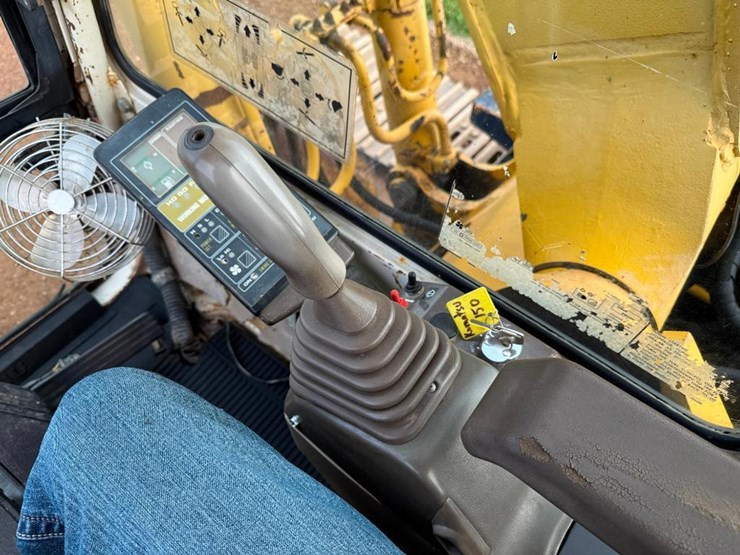 komatsu-pc150-lc-5-image-54