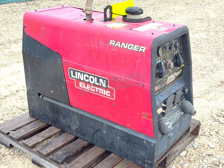 lincoln-ranger-250-gxt-welder-generator-image-1