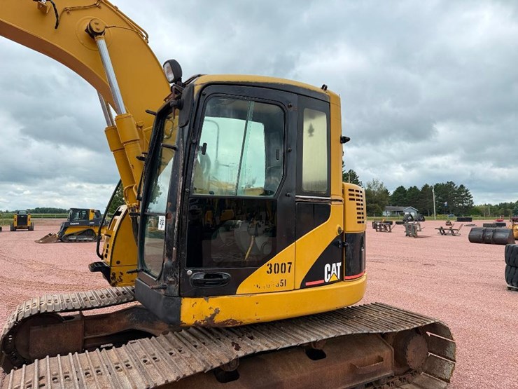 2004-caterpillar-314c-image-23