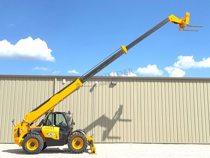 2019-jcb-540-140-image-7