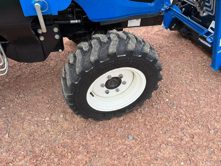 new-holland-workmaster-35-image-21