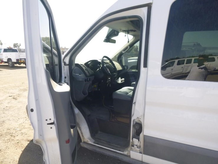 2018-ford-transit-image-7