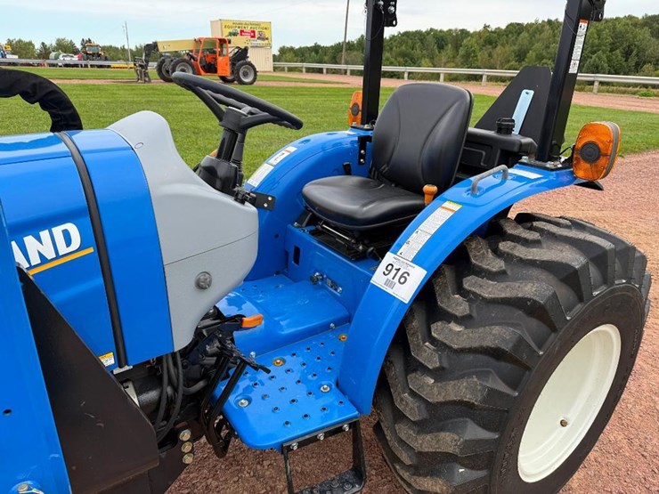 new-holland-workmaster-35-image-31