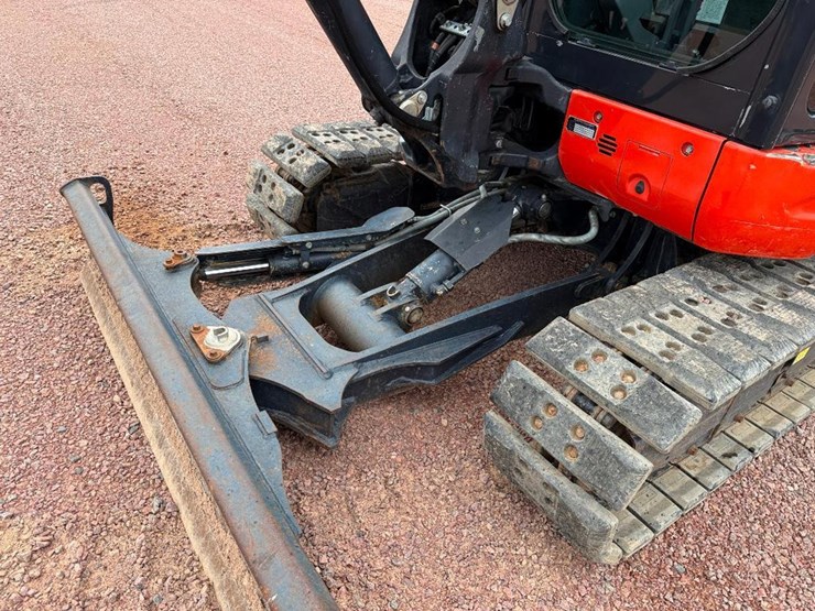 kubota-u55-4-image-14