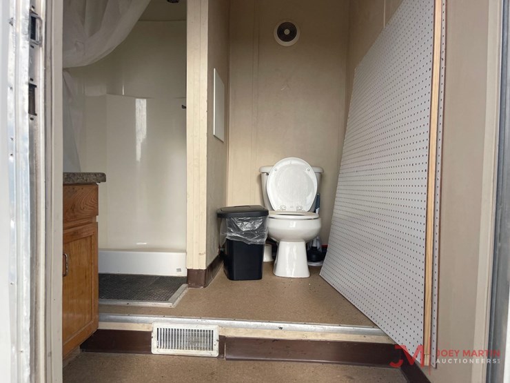 t/a-12'-bathroom/shower-trailer-image-21