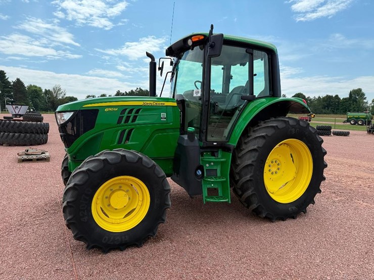 john-deere-6110m-image-1