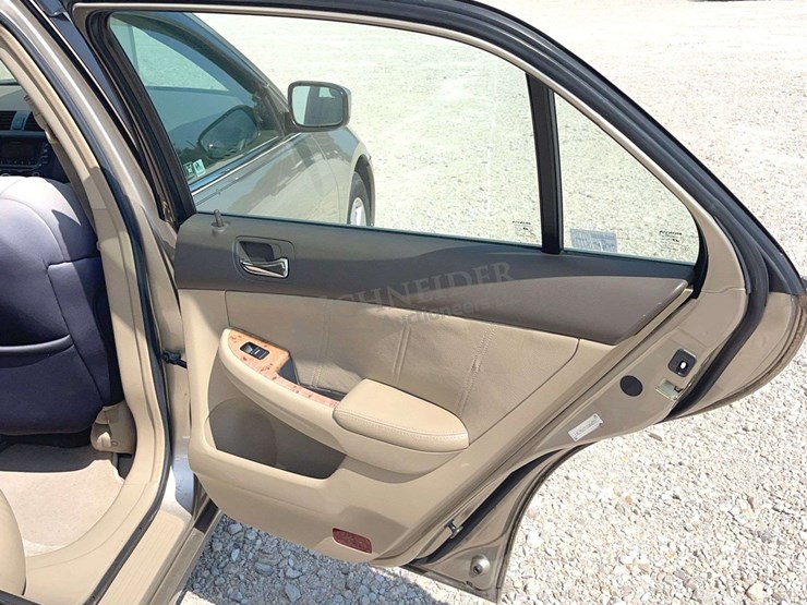 2003-honda-accord-sedan---100%-donation-to-the-jack-charles-schneider-foundation-supporting-the-ffa-image-29
