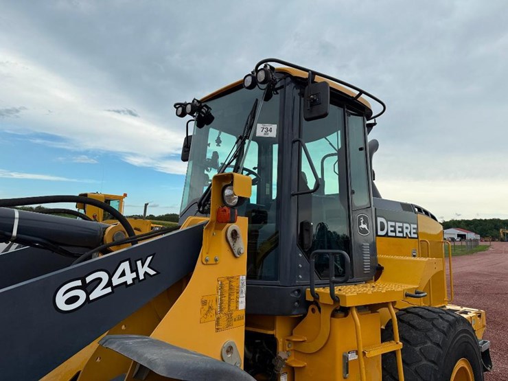 deere-624k-image-14