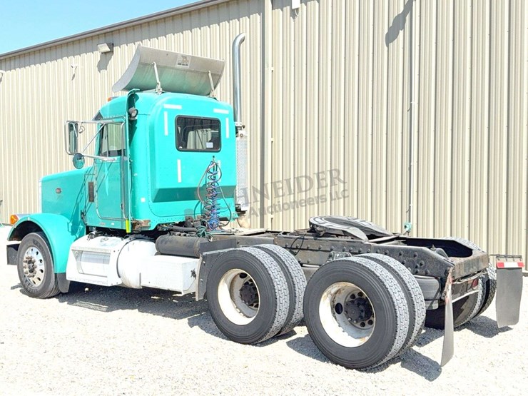 2003-peterbilt-378-image-6