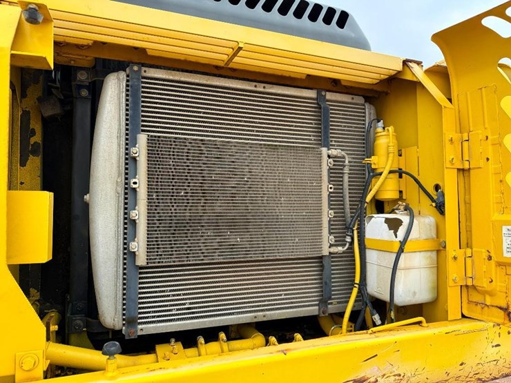 kobelco-sk330-lc-image-53