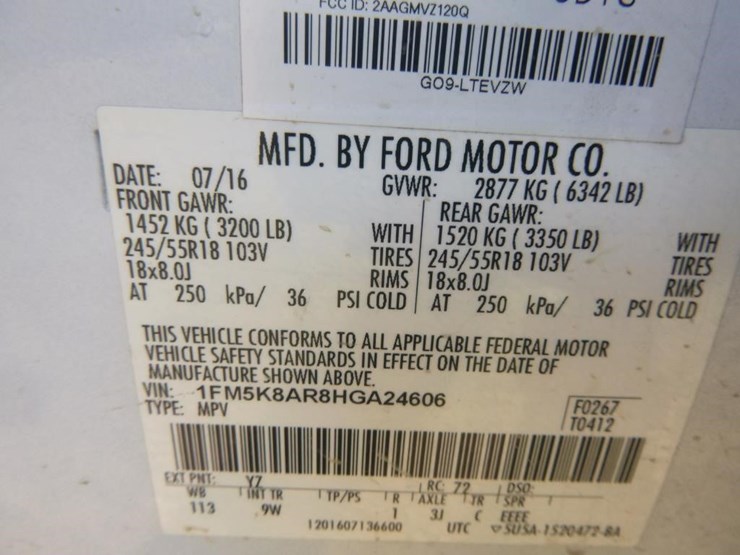 2017-ford-explorer-image-30