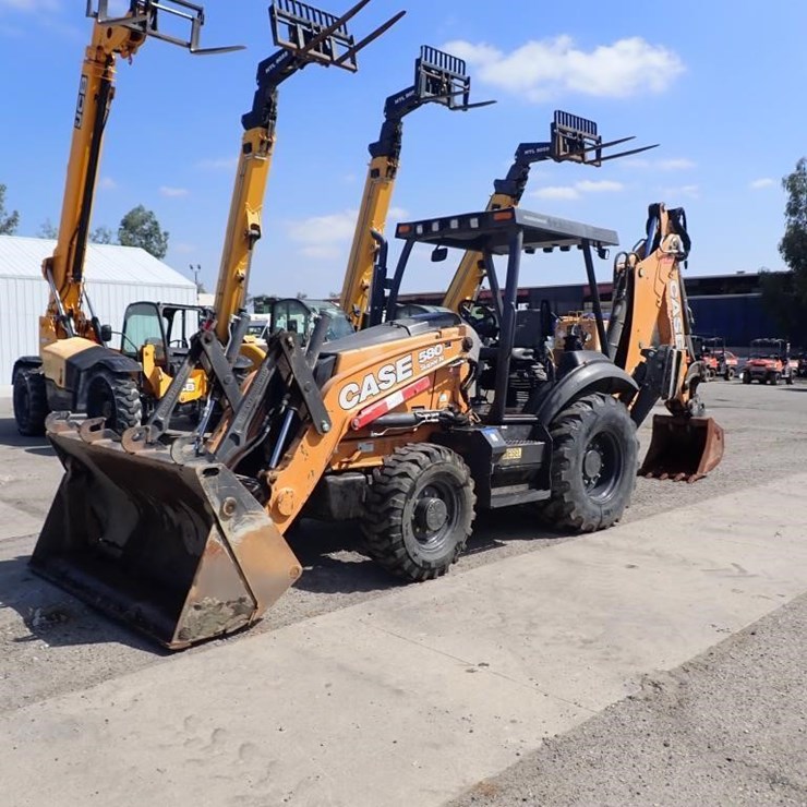 2019 CASE 580