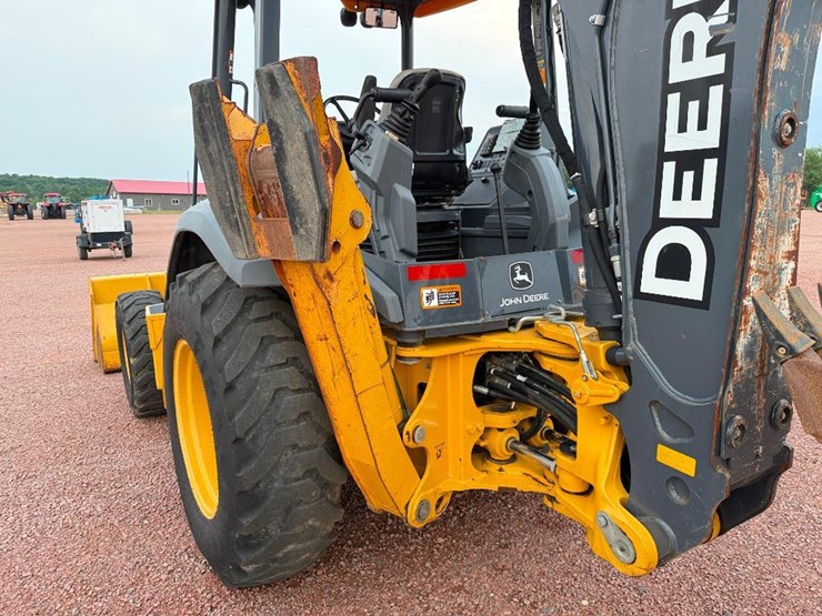 2019-deere-310sl-hl-image-34