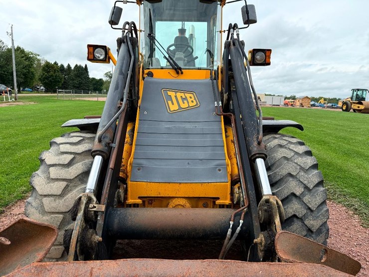 jcb-426b-image-33