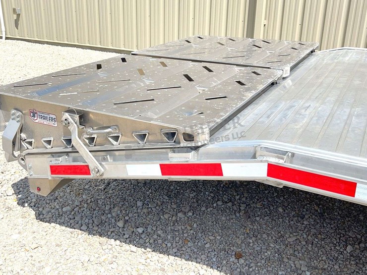 2025-eby-25'-aluminum-gooseneck-flatbed-trailer-image-19