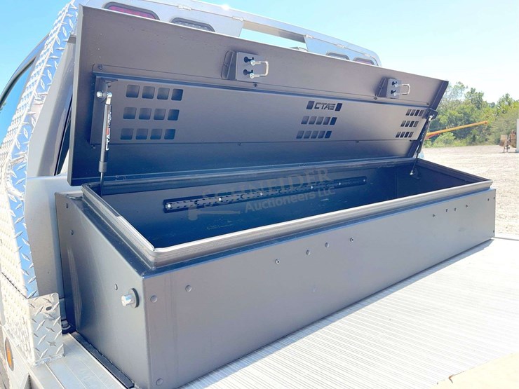2021-ford-f350-image-31