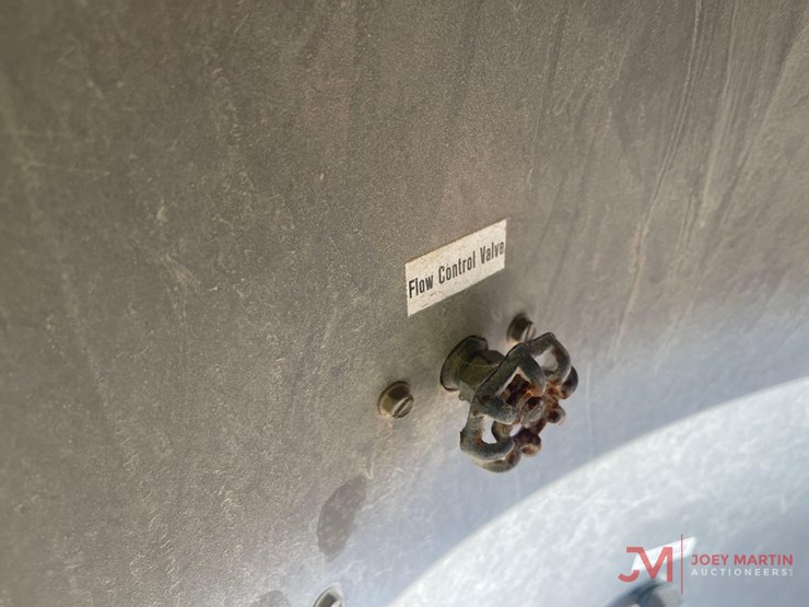 2013-top-hat-t/a-cooling-trailer-image-21