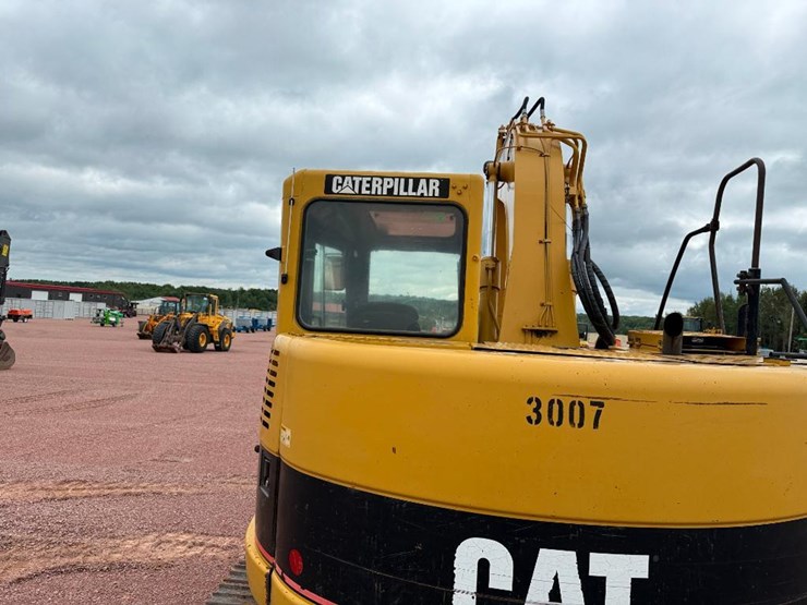 2004-caterpillar-314c-image-21