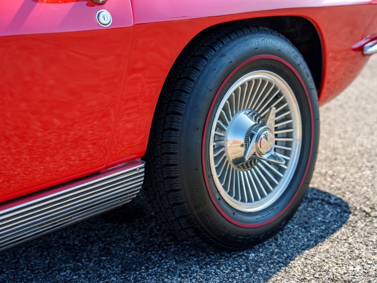 #1032-•-1964-chevrolet-corvette-convertible-image-23