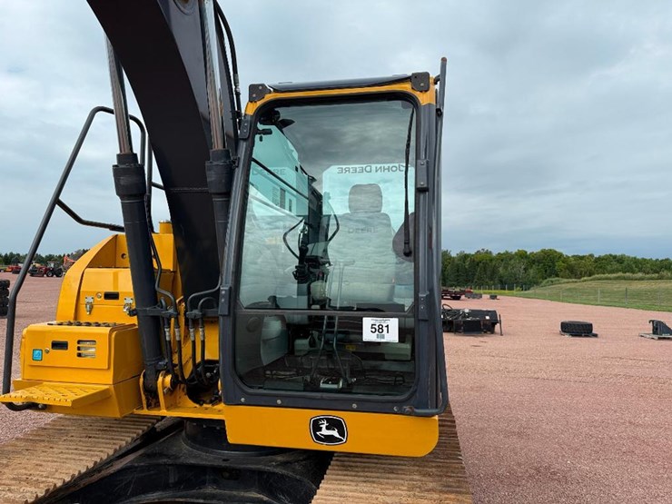 deere-130g-image-25