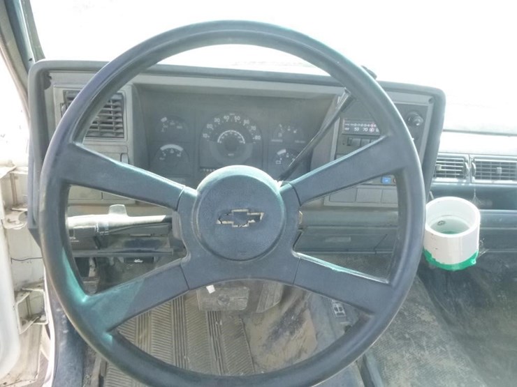 1990-chevrolet-k1500-image-9