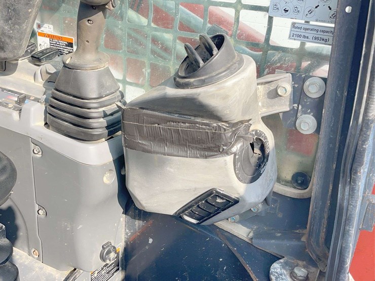 2019-kubota-svl65-2-image-42