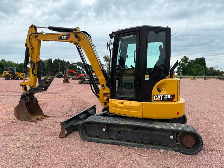 caterpillar-305e2-cr-image-5