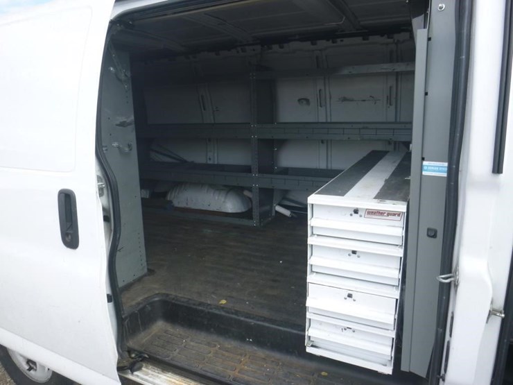 2014-chevrolet-express-2500-image-7