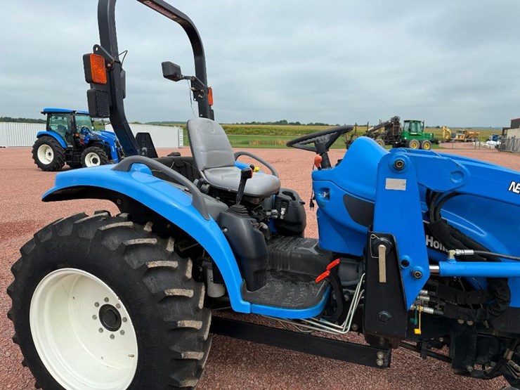 new-holland-tc35da-image-20