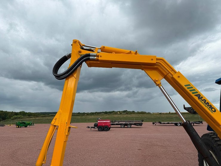 new-holland-ts110-image-38