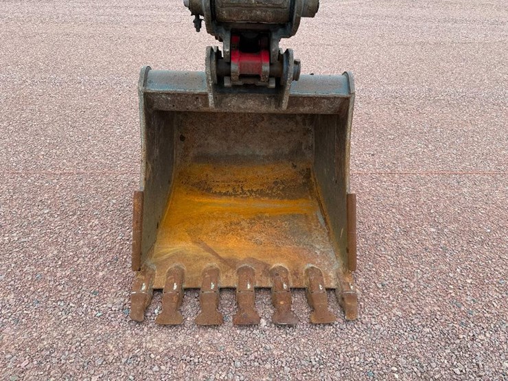 volvo-ecr145el-image-37