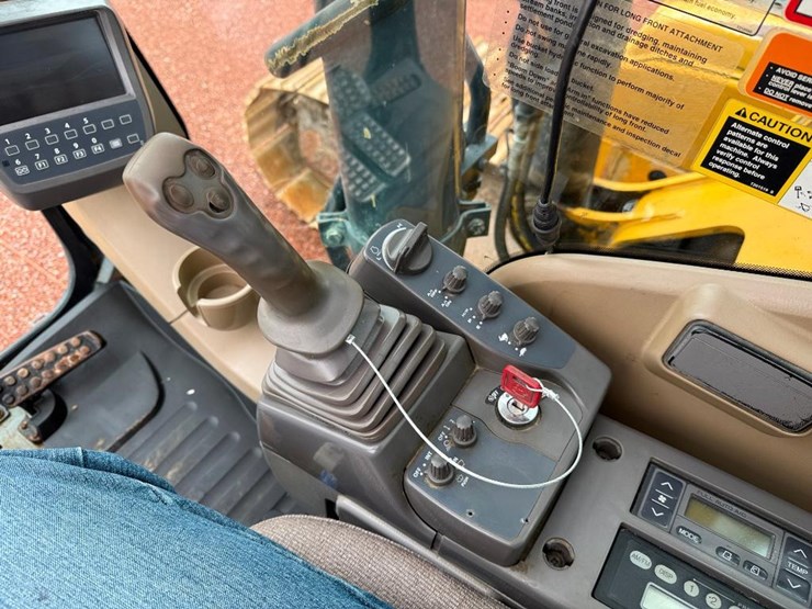 john-deere-2010-image-53
